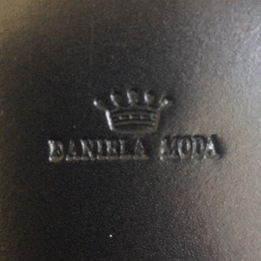 Italian Leather Purse - Picture 2 of 3